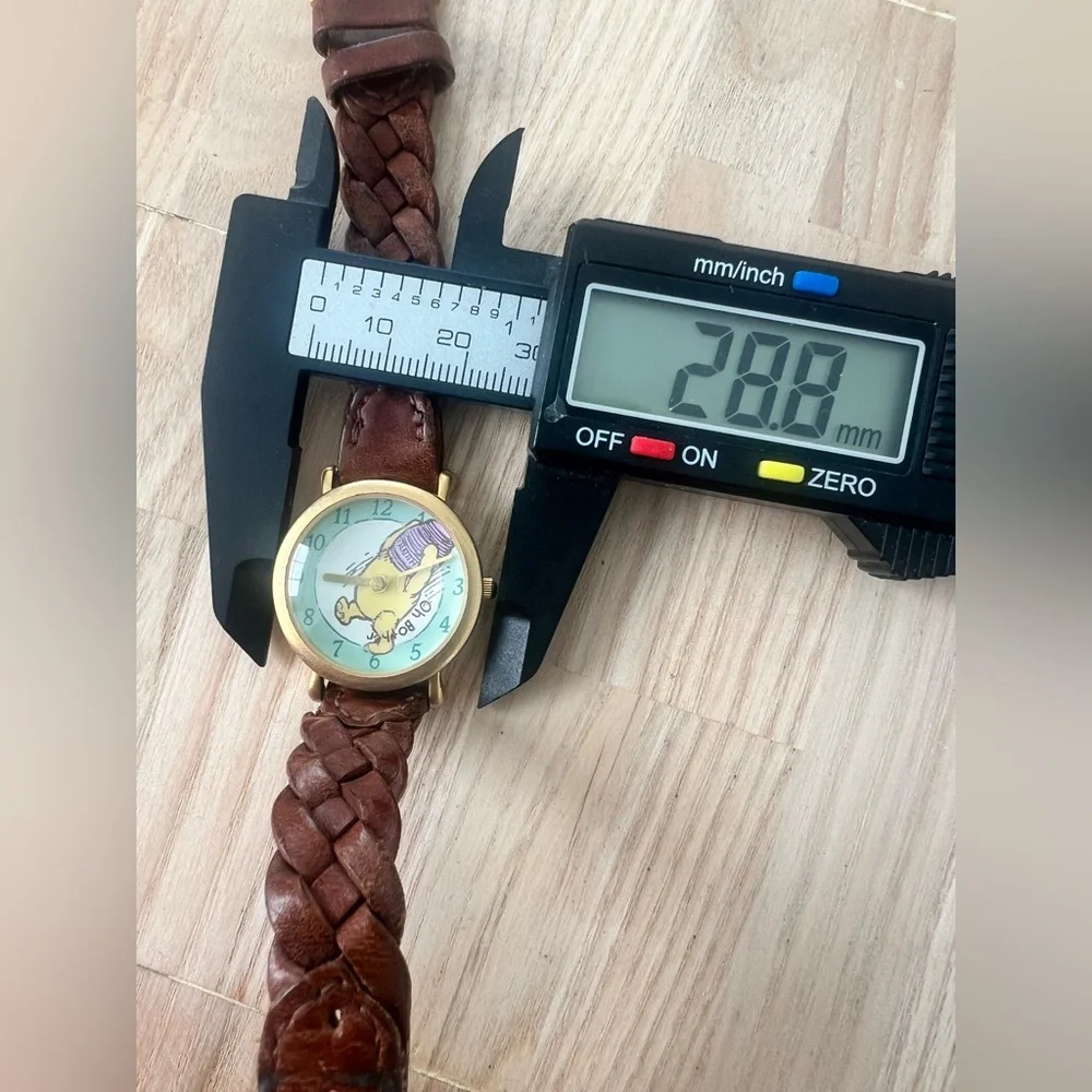 Vintage 90s Ingersoll Disney classic Pooh in honey jar watch NEW BATTERY